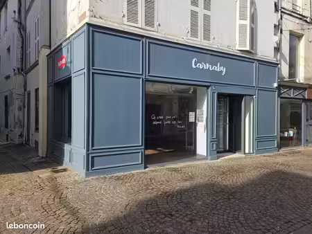 local commercial 98 m²