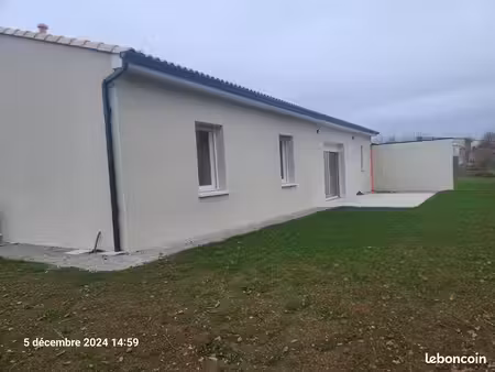 plain-pied avec jardin  15 min d'angoulême  15 min de ruffec