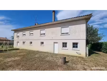maison 8 pièces 160 m²