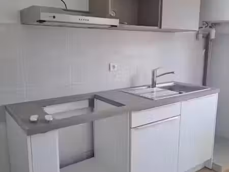 location appartement 3 pièces 59 m² à saint-laurent-du-pont (38380)  625 €