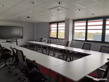 bureau 480 m²