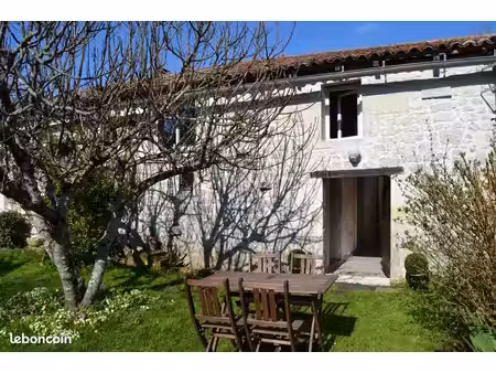 studio meublé 26 m2 au calme
