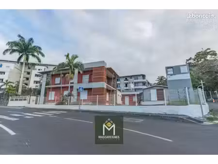 bureaux 458 m²