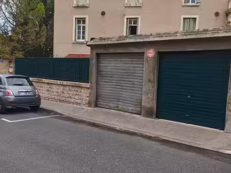 a vendre garage