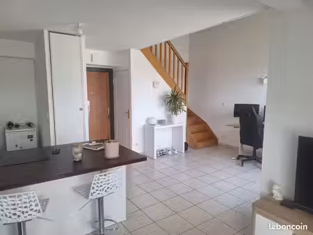 appartement duplex - 62 m² - 3 pieces - 3/3
