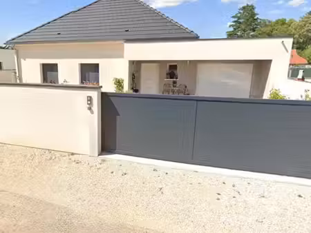 a vendre maison de 2021 au calme à arc sur tille