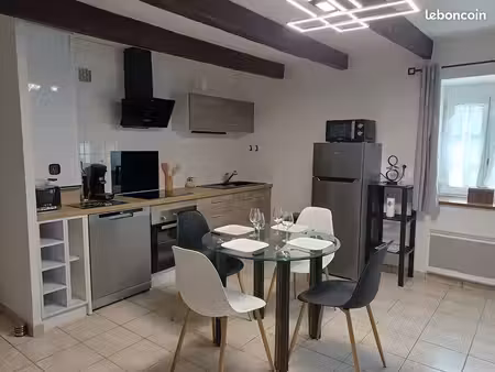 petite maison de pêcheur meublée cour privative