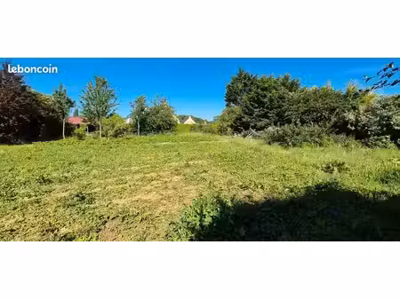 terrain constructible de 550 m² – plurien (22240)