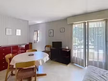 location meublée appartement 2 pièces 42 m² à anglet (64600)  685 €