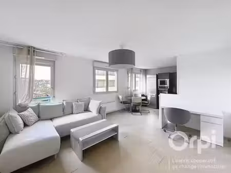 location meublée appartement 2 pièces 53.23 m² à villeurbanne (69100)  1 046 €