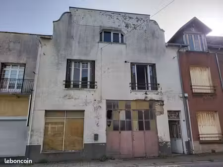 local commercial 129 m² dun-le-palestel