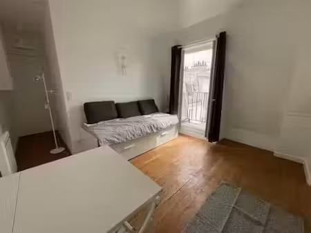 location meublée appartement 1 pièce 17 m² à paris 11ème (75011)  710 €