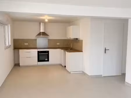 à louer – appartement t4 rénové de 88 62 m² – vergt