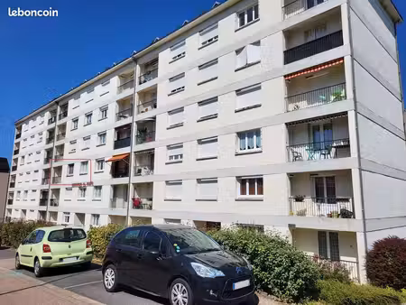 appartement 3 pièces 82 m²