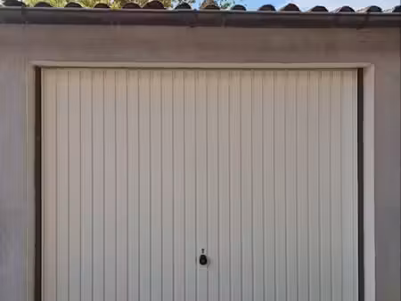 garage fermé 16m²