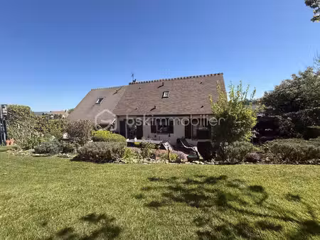 charmante maison familiale avec vie de plain-pied et jardin soigné – beaumont-en-auge