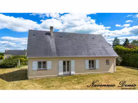 maison de 2009 de plain-pied avec combles aménageables - 3 chambres - 169 000€