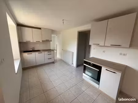 appartement t3 55 m2 dans maison au centre ville valentigney