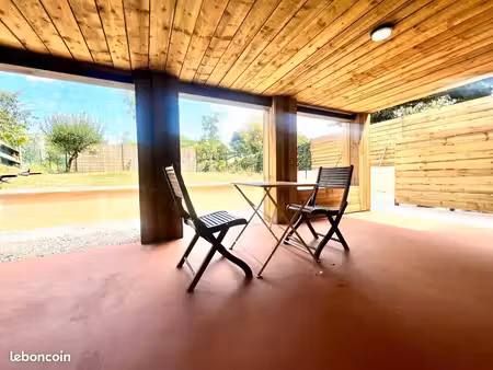 t3 de 84m2 en rdc avec terrasse et jardin
