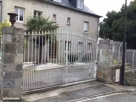 place de stationnement à louer à l’année dans une résidence de qualité et sécurisé