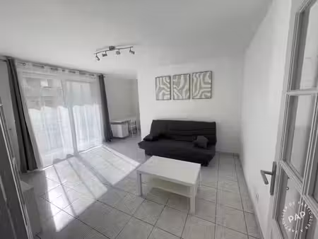 location meublée appartement 2 pièces 41 m² à strasbourg (67000)  950 €