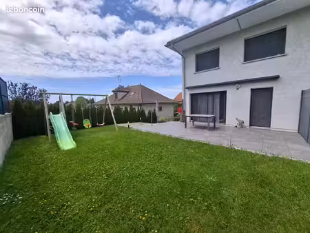 appartement 90m2 type maison jumelée