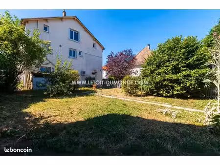 maison 6 pièces 110 m²