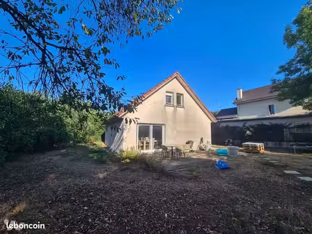 maison 6 pièces 100 m²