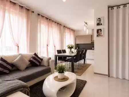 appartement 3 pièces 69 m²