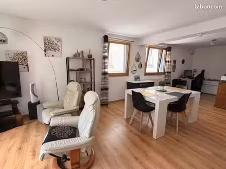 bel appartement t2/3 pontarlier centre