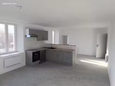 appartement f3 bis 106m2