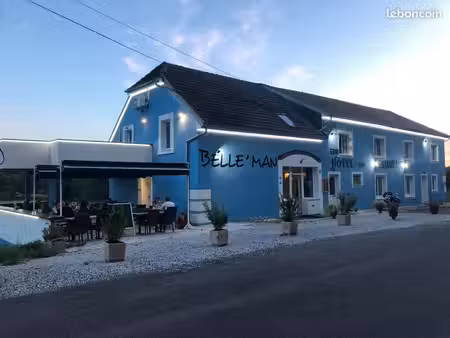 grande propriété – restaurant + hébergements touristiques