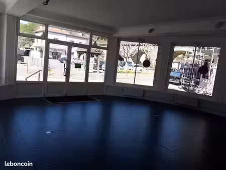 local commercial