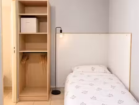 studio meuble