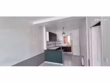 location appartement au centre du bourg