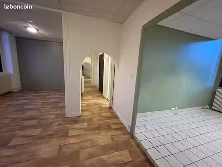location d'un appartement à urval