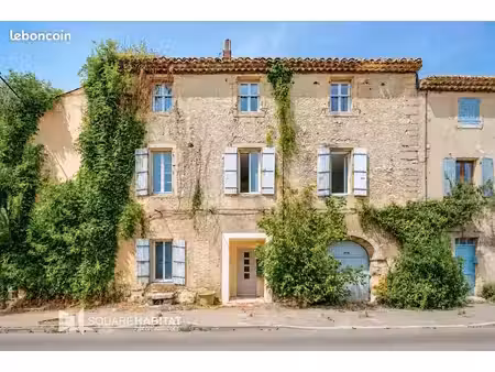 immeuble 310 m² valaurie