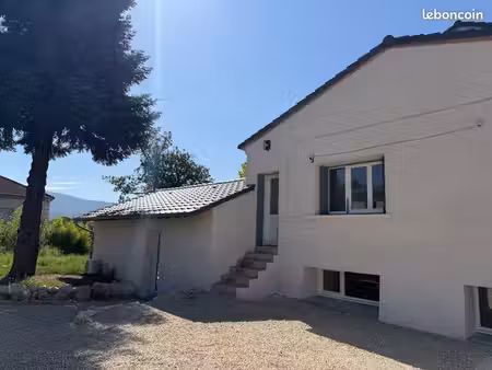 maison individuelle centre village