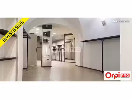 local commercial 138 m²