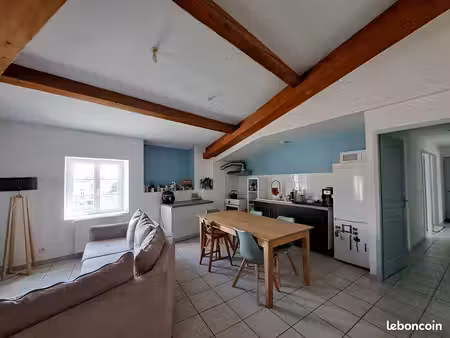 appartement t4 hypercentre avec parking et cave - proximité commerces et bus