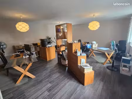 bureau à louer 40 m². centre chateauneuf de galaure