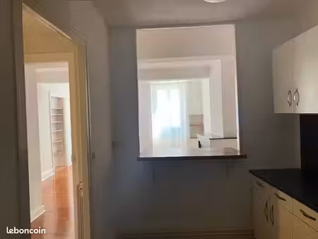 bg de péage. t2 de 59m2 avec balcon