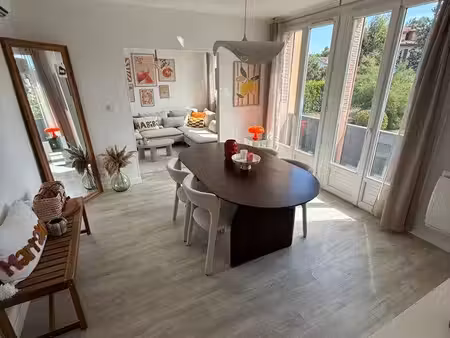 t2 meublé 55 m² – châteauvert – valence – parking et cave