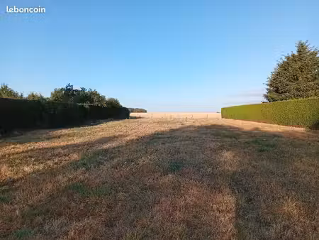 terrain 2 130 m² poses