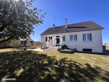 maison 6 pièces 115 m²