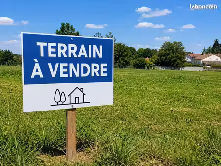 terrain constructible 855m2