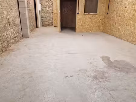 logement commercial 129 m2