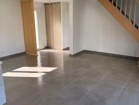 maison t4 avec cour et garage