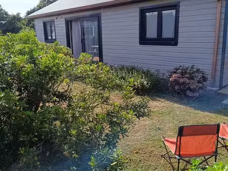 chalet bord de mer dans parc résidentiel calme