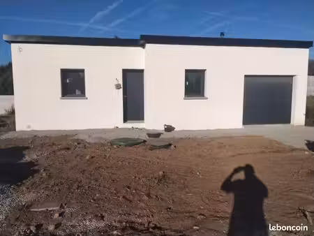 maison 90 m² coray